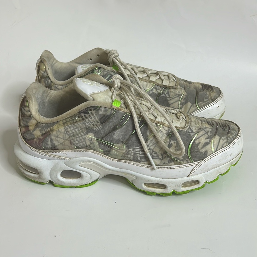Nike Airmax Plus Tn Green and Grey Training Shoes